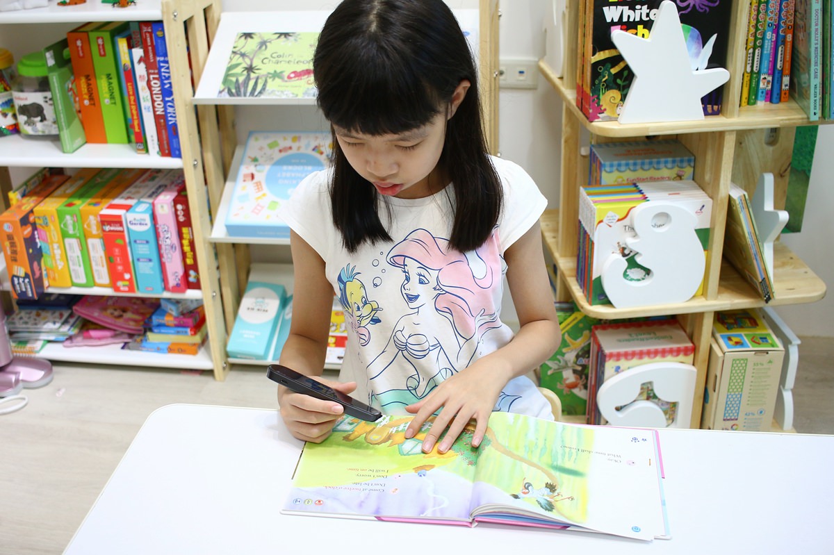 【團購】哈電族翻譯筆S3 Scan隨身翻譯機 敏銳的掃描功能、真實發音、翻譯能力頗佳~ - 第3張圖 【團購】哈電族翻譯筆S3 Scan隨身翻譯機 敏銳的掃描功能、真實發音、翻譯能力頗佳~