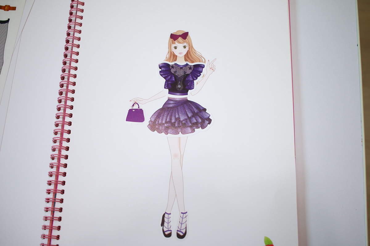 【團購】WEDREAM小小設計師  做衣服、做包包、做鞋子，滿足女孩兒夢想的手作遊戲