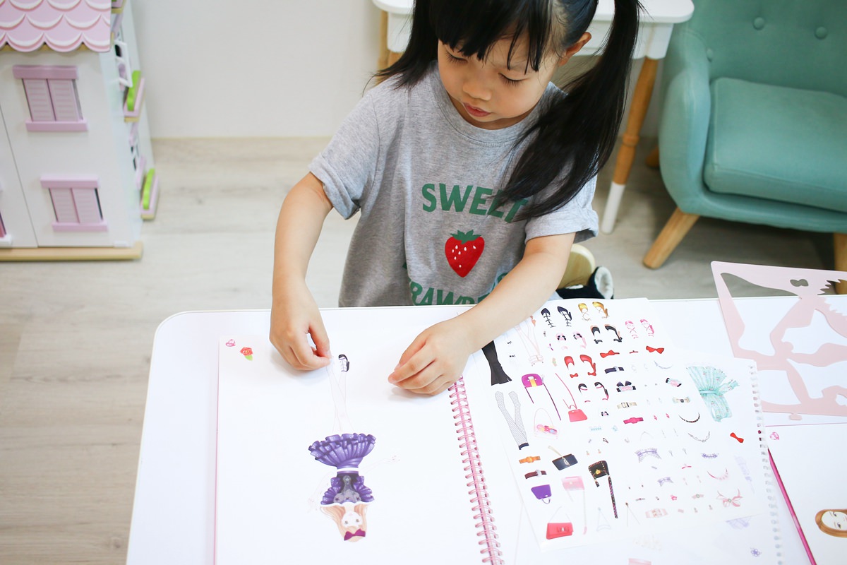 【團購】WEDREAM小小設計師  做衣服、做包包、做鞋子，滿足女孩兒夢想的手作遊戲