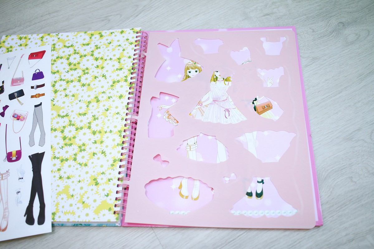 【團購】WEDREAM小小設計師  做衣服、做包包、做鞋子，滿足女孩兒夢想的手作遊戲