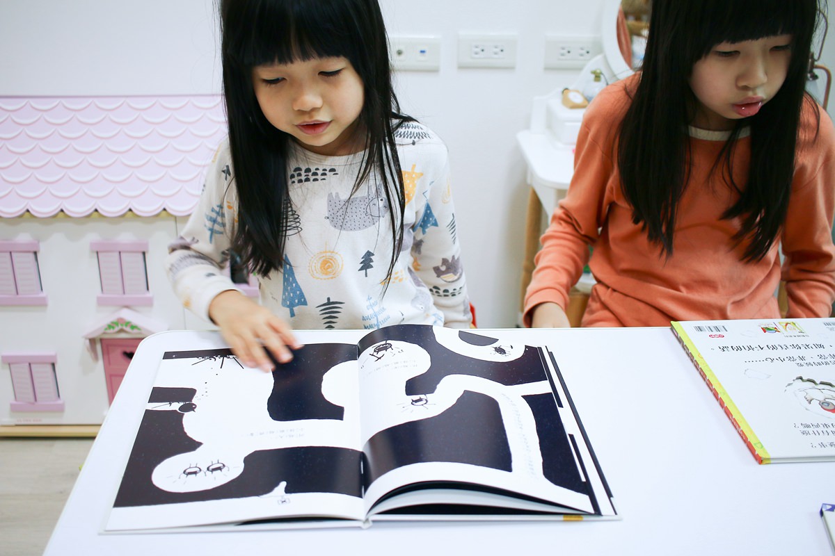 有趣的康軒繪本、遊戲書、知識書和紅豆妮綠豆兵系列