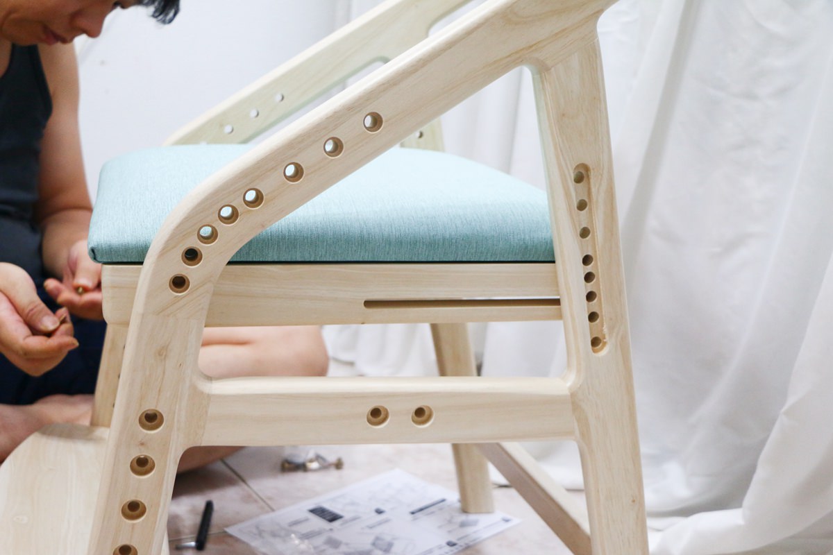 愛兒館學童椅ADATTO41