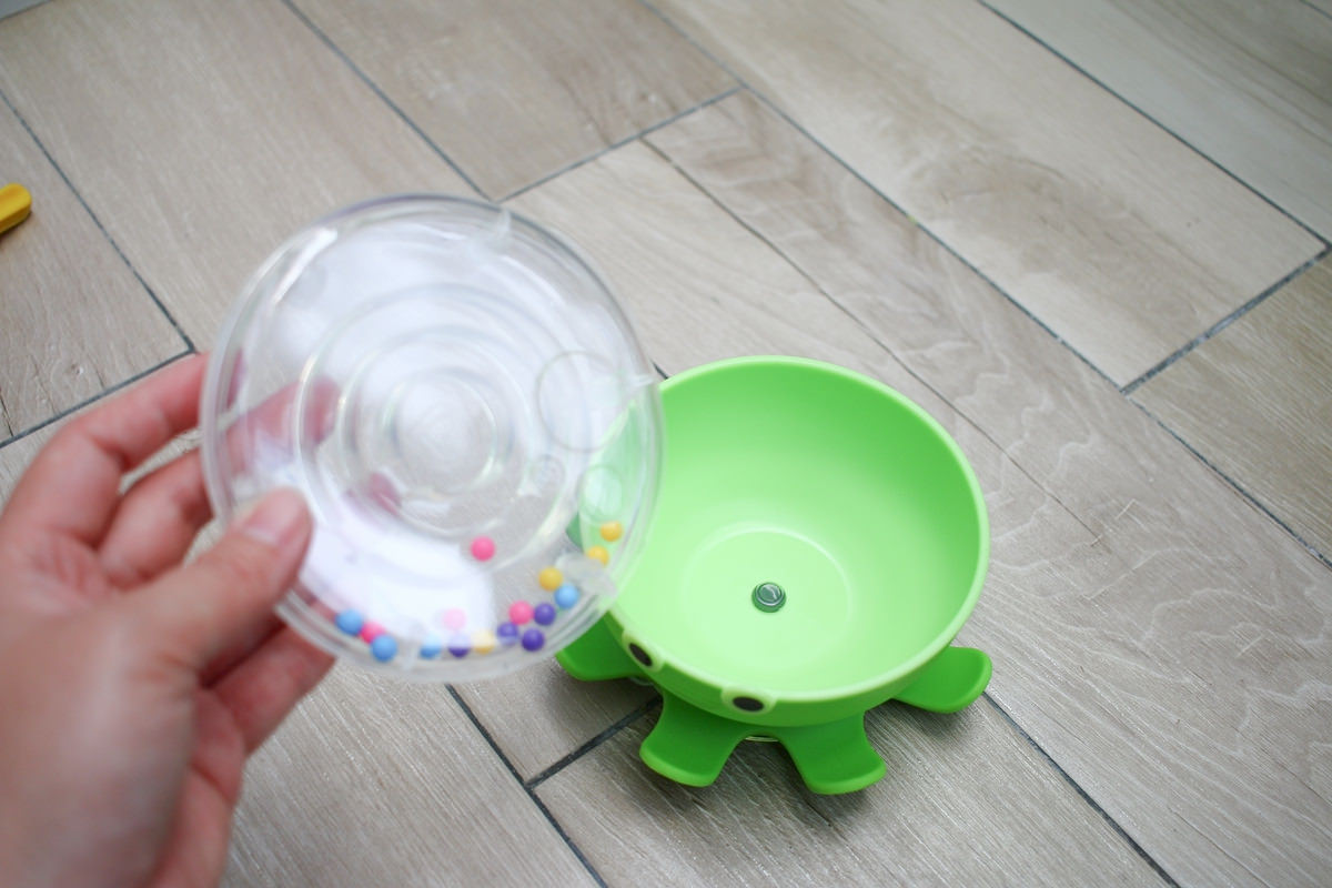 滿趣健Munchkin 洗澡玩具 超級療癒系。可愛好玩又平價的洗澡玩具~