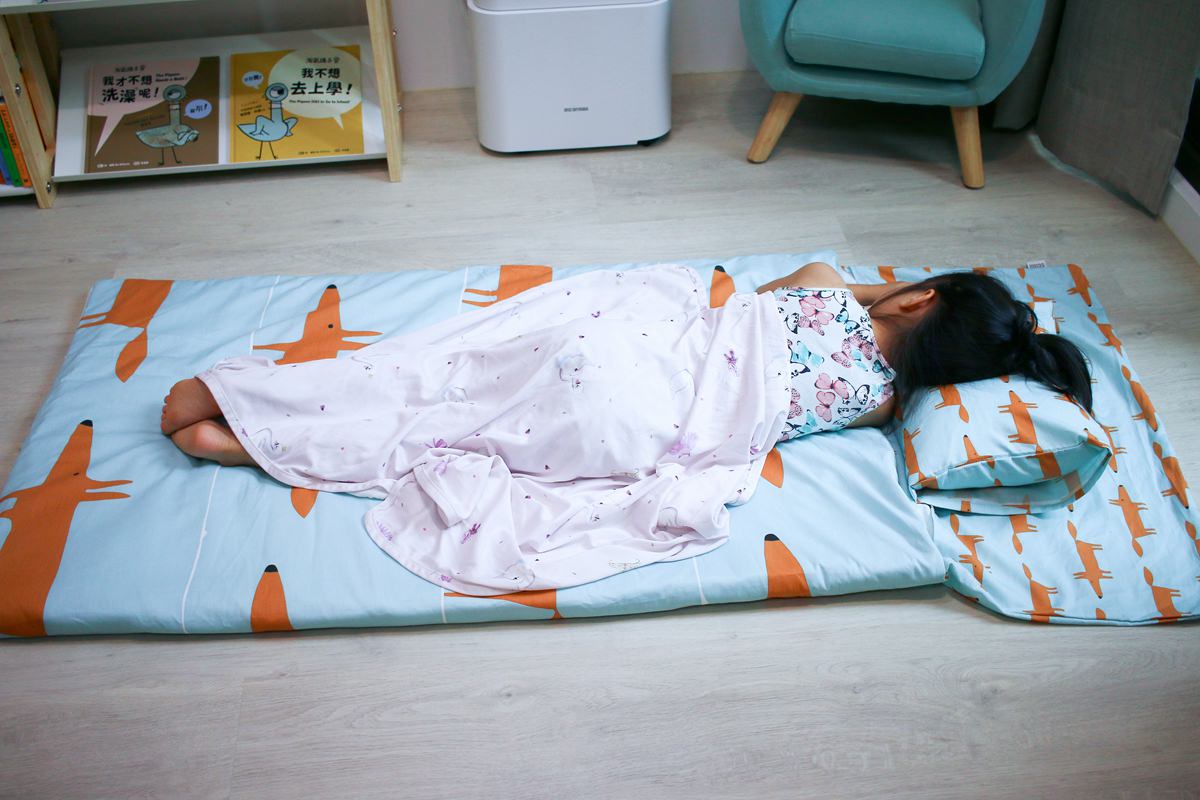 金安德森幼兒園睡墊(兒童睡袋)  討喜的圖案、很舒適的材質