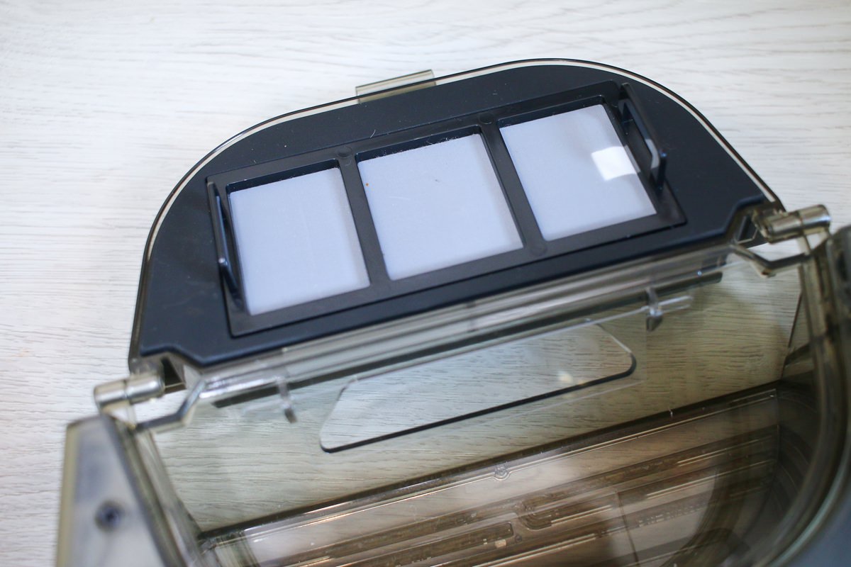 雲米VIOMI S9UV強效殺菌集塵掃拖機器人  協助掃地、拖地、殺菌和集塵 的強大幫手