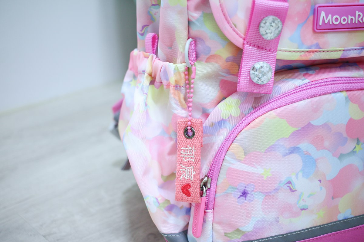 【團購】韓國姓名貼、姓名章客製化團購，圖案可愛又防水、防刮，還有電繡名牌以及客製化湯叉喔!