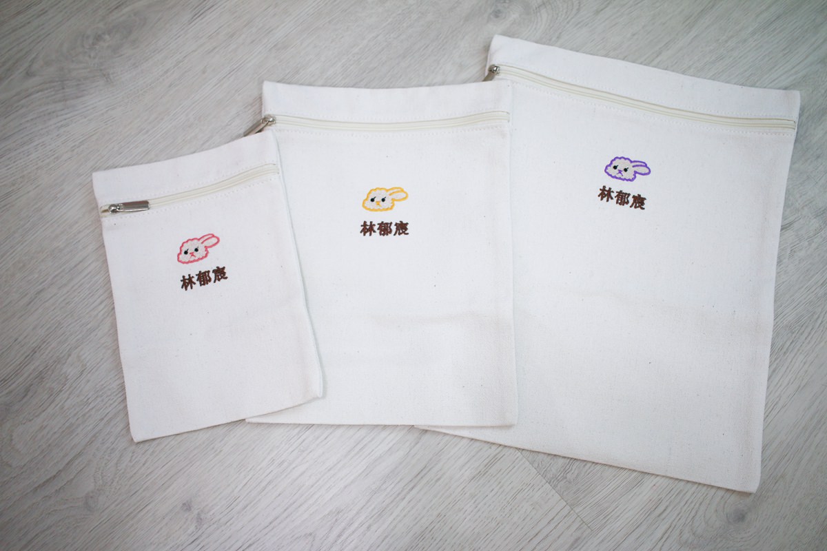 【團購】韓國姓名貼、姓名章客製化團購，圖案可愛又防水、防刮，還有電繡名牌以及客製化湯叉喔!