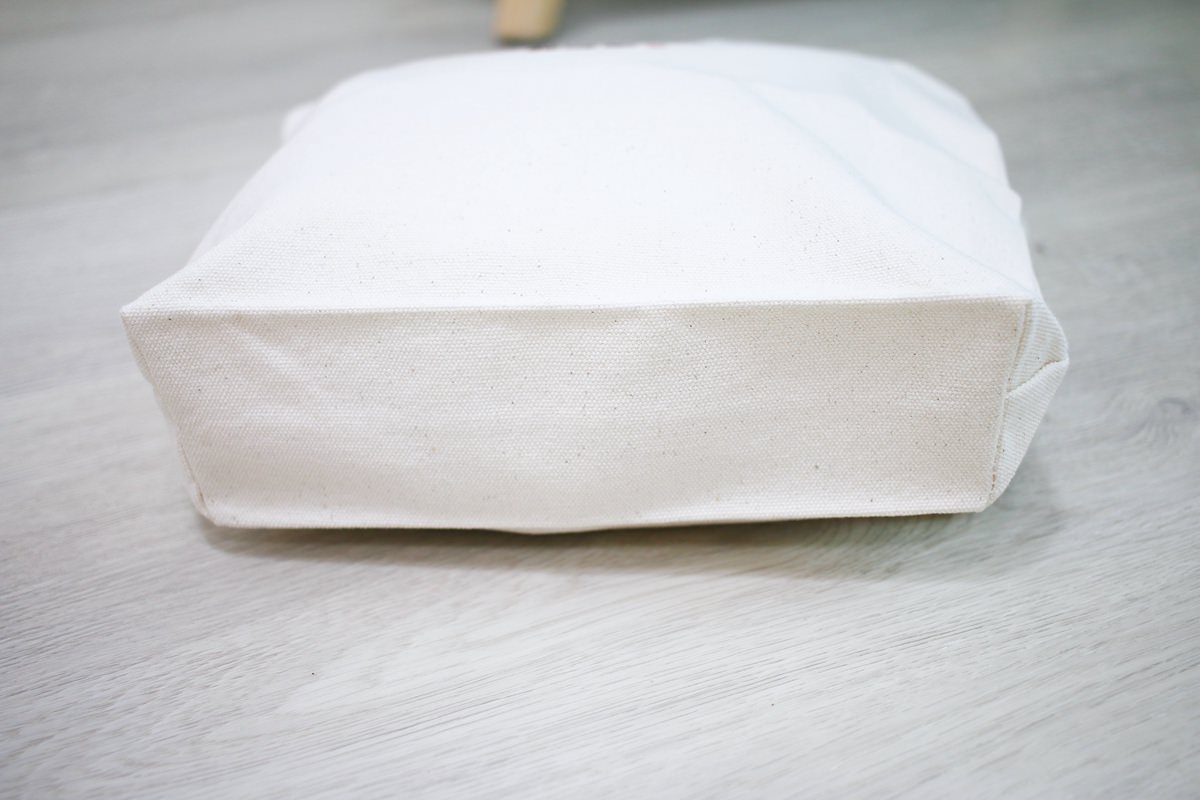 【團購】韓國姓名貼、姓名章客製化團購，圖案可愛又防水、防刮，還有電繡名牌以及客製化湯叉喔!