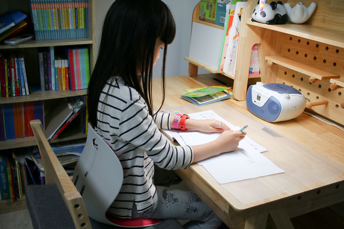 【團購】韓國Curble kids 3D 護脊美學椅 培養正確的坐姿從小就要開始了~