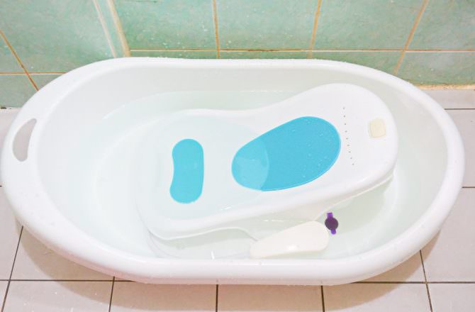 【寶寶澡盆推薦】美國 Born Fair 天鵝自動出水淋浴澡盆 一款從0歲用到6歲的澡盆