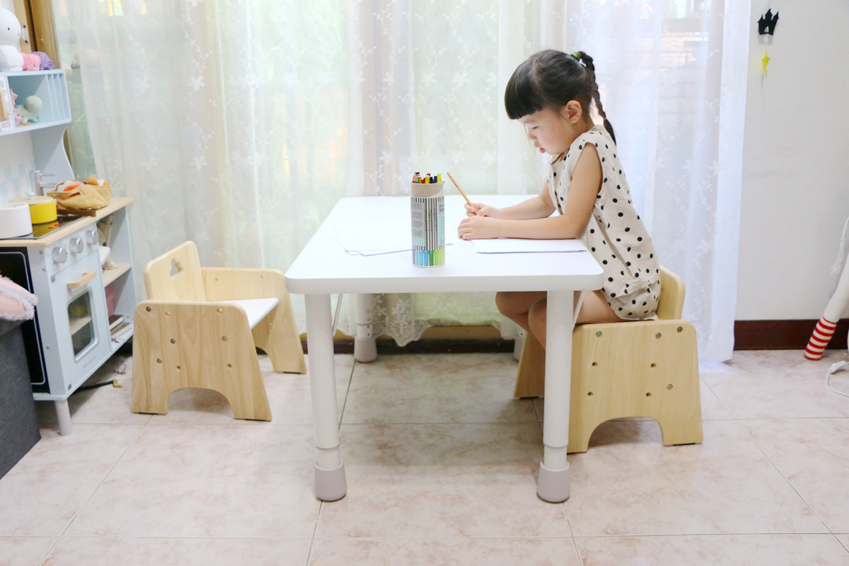 第一張桌子,ADATTO學童椅