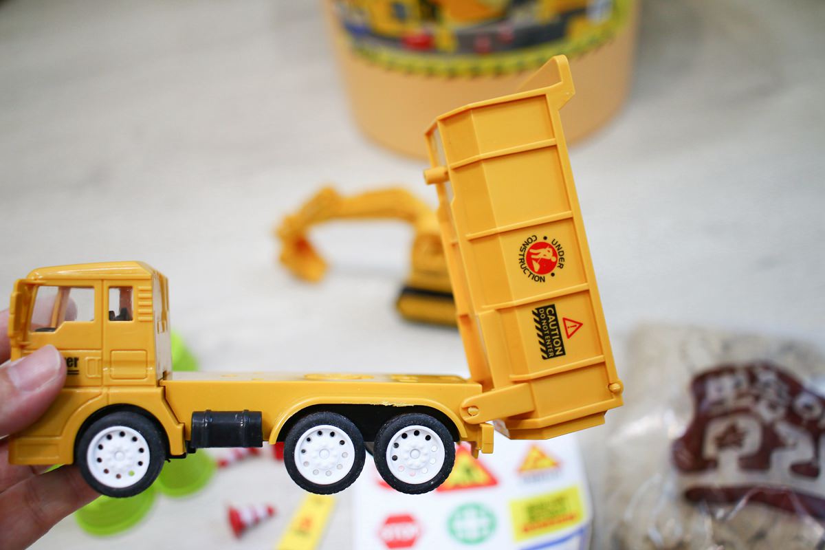 Donerland新品: NORI交通工程套裝桶、無毒米黏土、閃閃拼豆組、迷您天使矽膠黏土