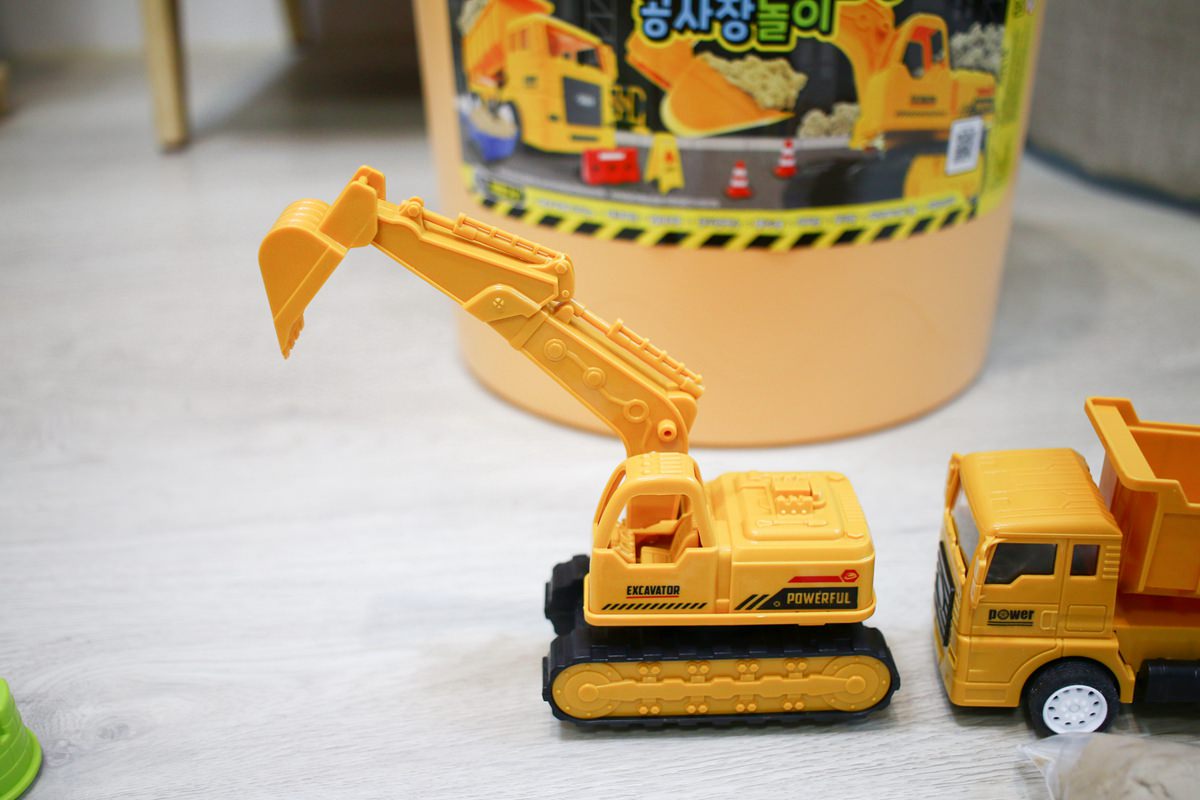 Donerland新品: NORI交通工程套裝桶、無毒米黏土、閃閃拼豆組、迷您天使矽膠黏土