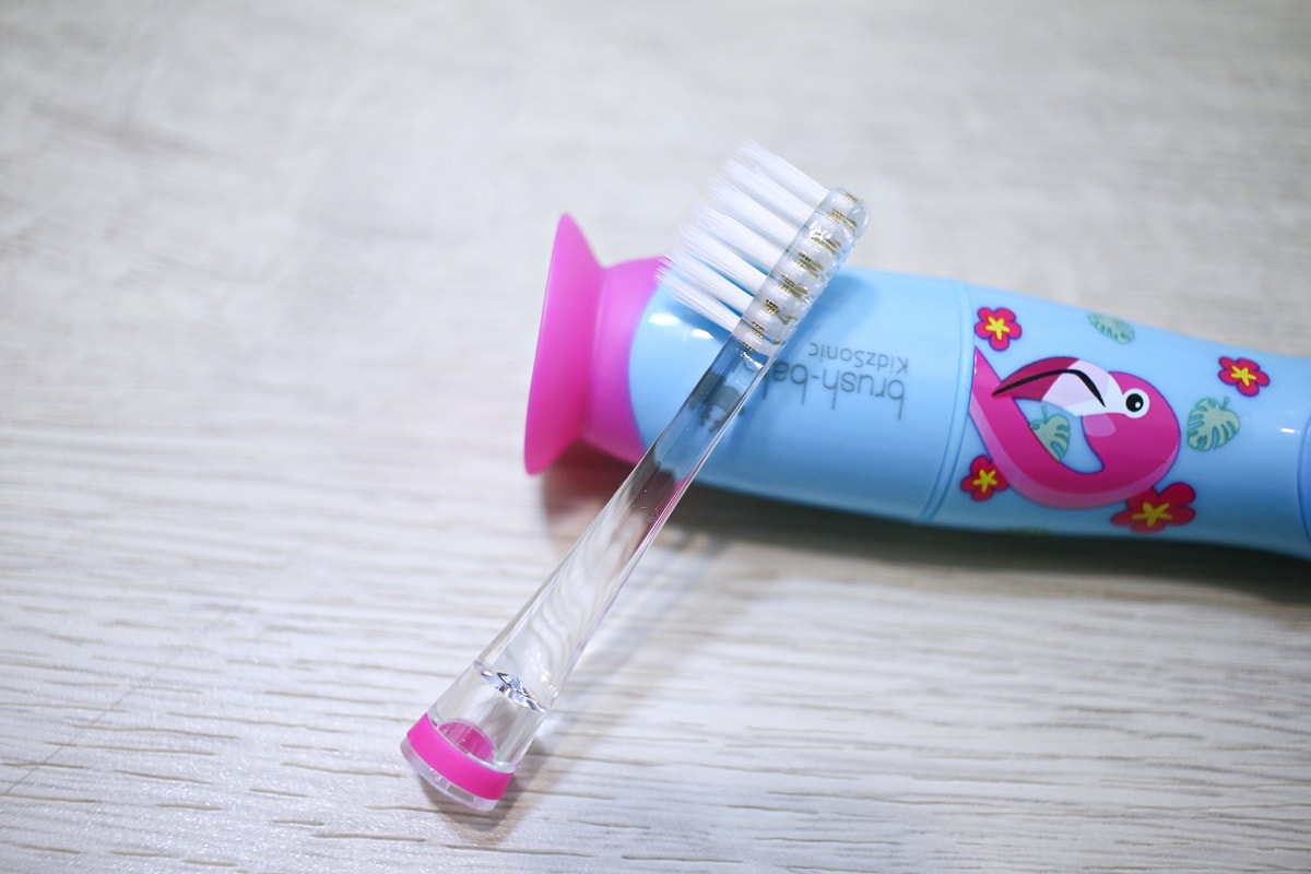 BRUSH BABY電動牙刷、木糖醇牙膏 可愛的動物造型，讓孩子開開心心學習自主刷牙