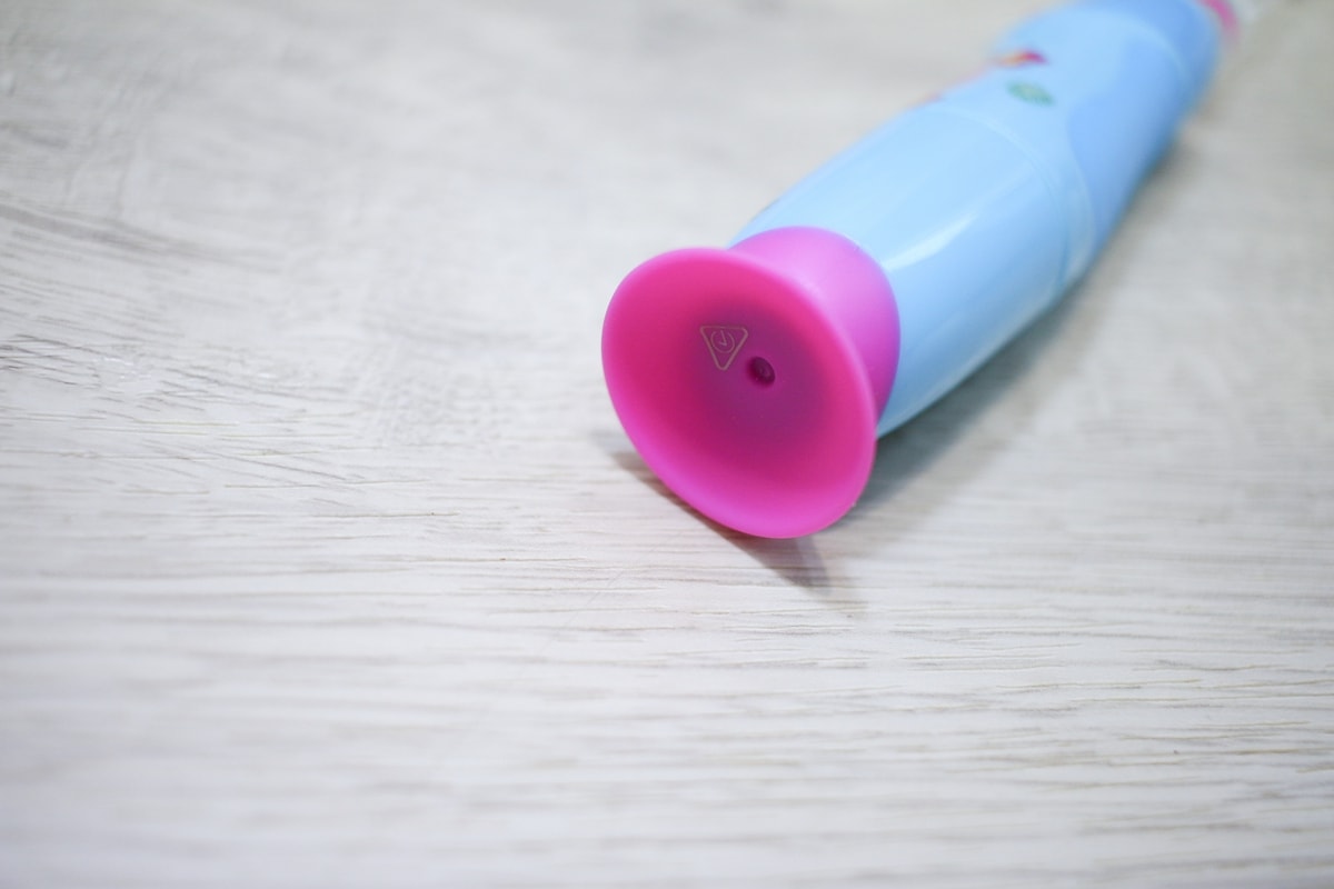 BRUSH BABY電動牙刷、木糖醇牙膏 可愛的動物造型，讓孩子開開心心學習自主刷牙