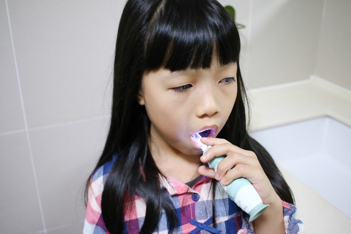 BRUSH BABY電動牙刷、木糖醇牙膏 可愛的動物造型，讓孩子開開心心學習自主刷牙