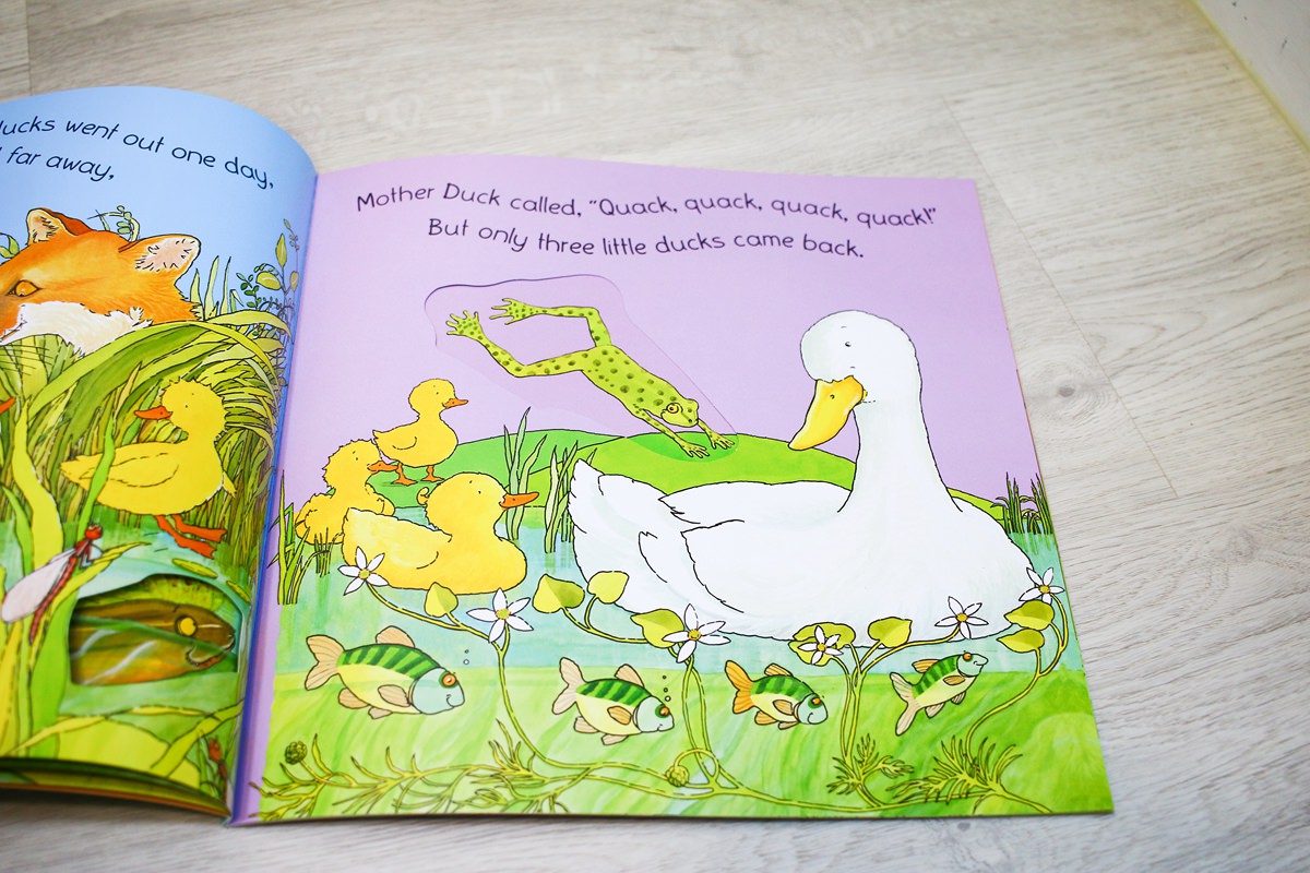 KIDsREAD點讀筆  Child’s Play童謠洞洞書