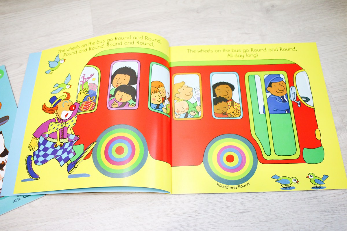 KIDsREAD點讀筆  Child’s Play童謠洞洞書
