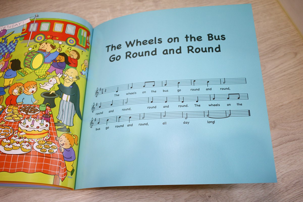KIDsREAD點讀筆  Child’s Play童謠洞洞書