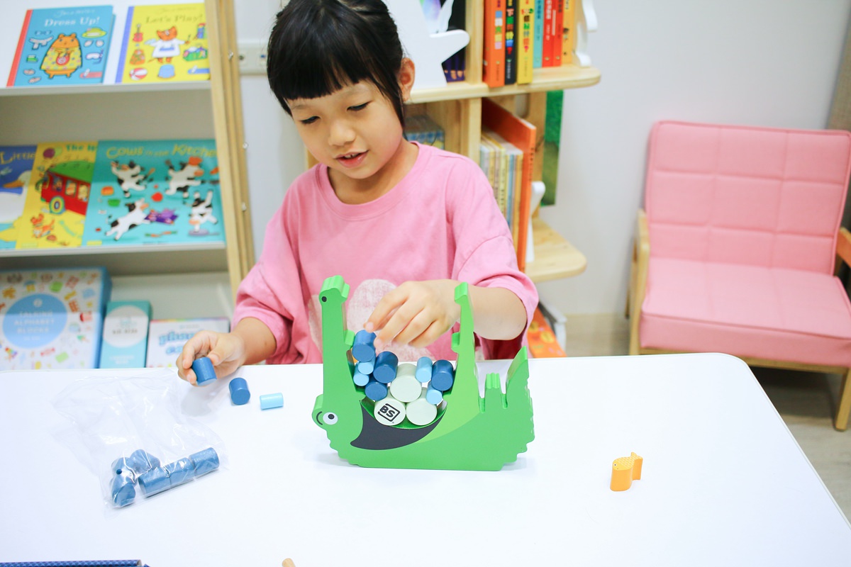 荷蘭BS 戶外遊戲與益智桌遊