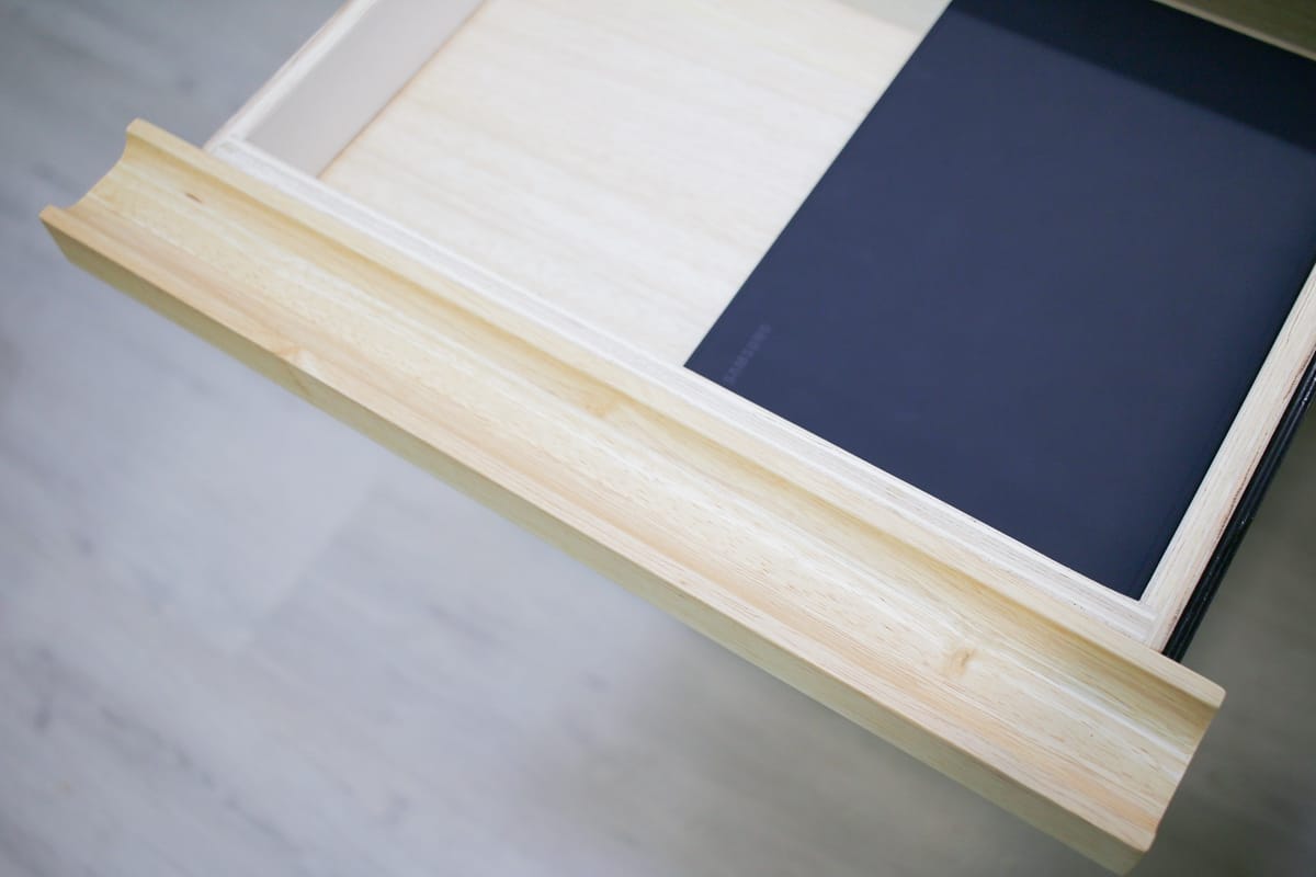 ADATTO成長書桌實拍｜學童椅可調高度設計+原木安全材質