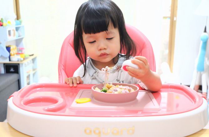 【團購11/17】韓國AGUARD TOSBY 幼童高腳餐椅 從出生到5歲，符合寶寶各個成長階段的實用餐椅