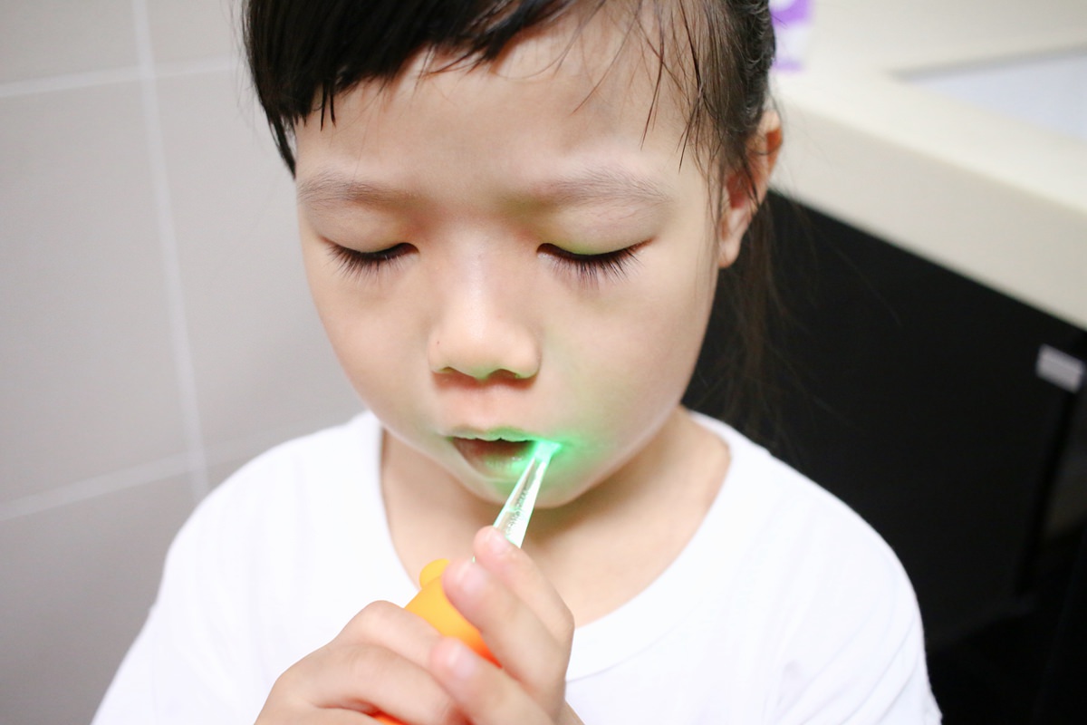 BRUSH BABY電動牙刷、木糖醇牙膏 可愛的動物造型，讓孩子開開心心學習自主刷牙
