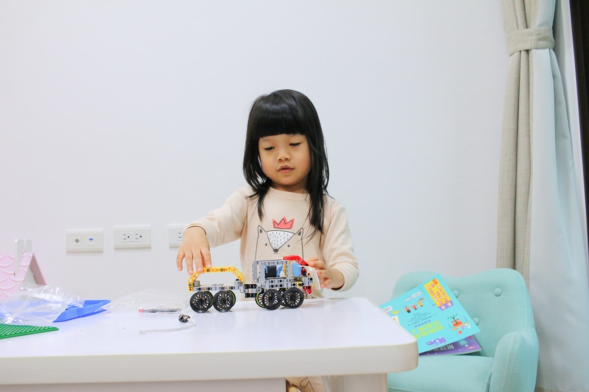 Brix & Maker(積木遊樂園) 讓孩子在玩樂中熟悉STEAM精神