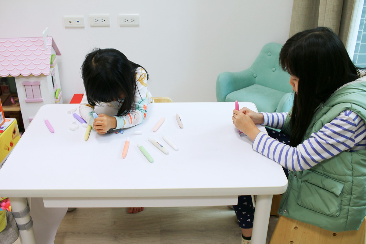 【團購】韓國Donerland 玉米黏土和彩繪玻璃~ 孩子停不下來的手作遊戲