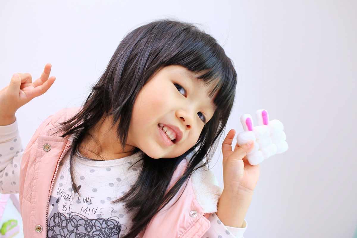 【團購】韓國Donerland 玉米黏土和彩繪玻璃~ 孩子停不下來的手作遊戲