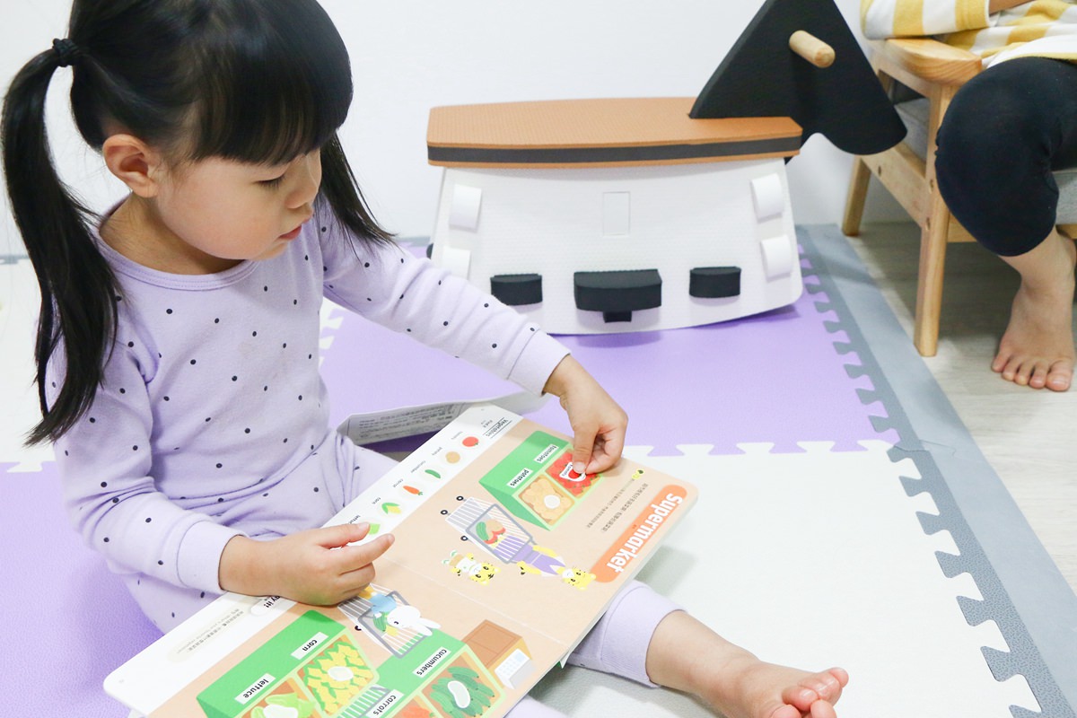 【團購】巧虎英文團購English Together 初階版和巧虎一起說英語 讓孩子輕輕鬆鬆學習英語 - 第7張圖 【團購】巧虎英文團購English Together 初階版和巧虎一起說英語 讓孩子輕輕鬆鬆學習英語