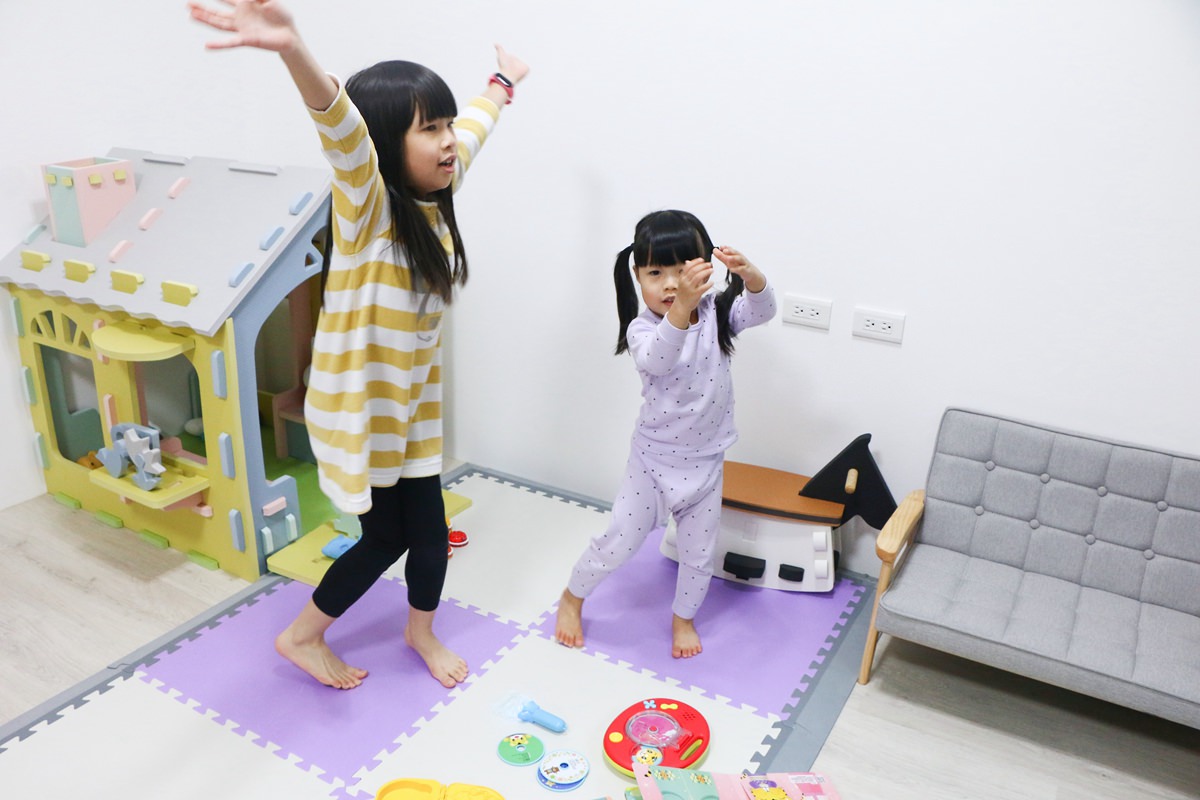 【團購】巧虎英文團購English Together 初階版和巧虎一起說英語 讓孩子輕輕鬆鬆學習英語 - 第9張圖 【團購】巧虎英文團購English Together 初階版和巧虎一起說英語 讓孩子輕輕鬆鬆學習英語