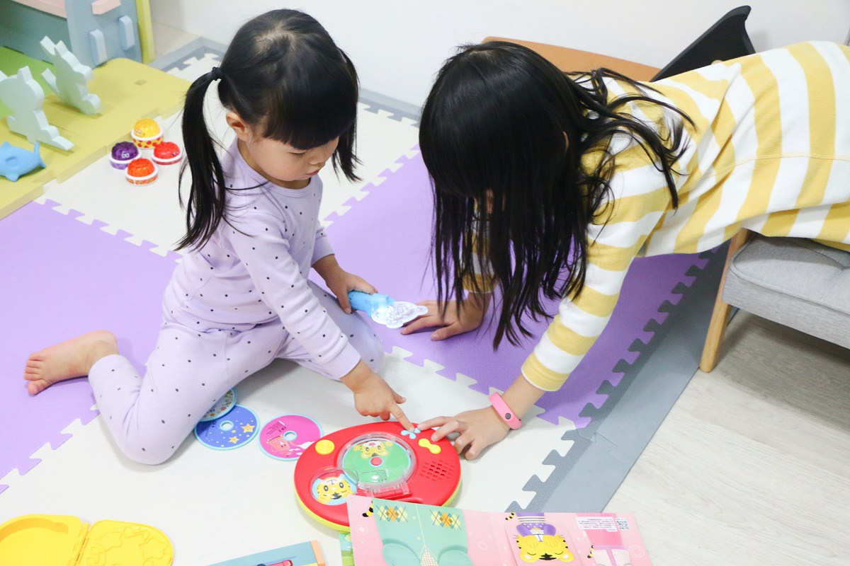 【團購】巧虎英文團購English Together 初階版和巧虎一起說英語 讓孩子輕輕鬆鬆學習英語 - 第35張圖 【團購】巧虎英文團購English Together 初階版和巧虎一起說英語 讓孩子輕輕鬆鬆學習英語