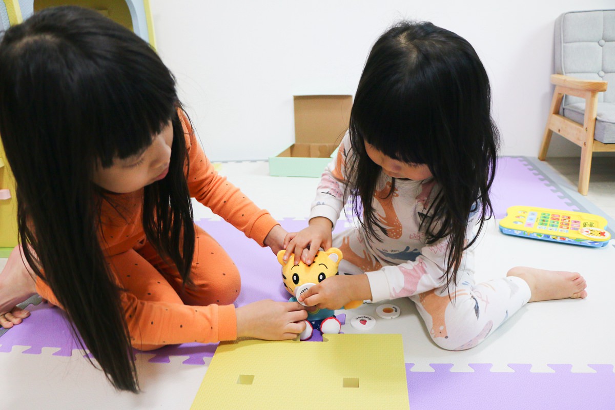 【團購】巧虎英文團購English Together 初階版和巧虎一起說英語 讓孩子輕輕鬆鬆學習英語 - 第19張圖 【團購】巧虎英文團購English Together 初階版和巧虎一起說英語 讓孩子輕輕鬆鬆學習英語