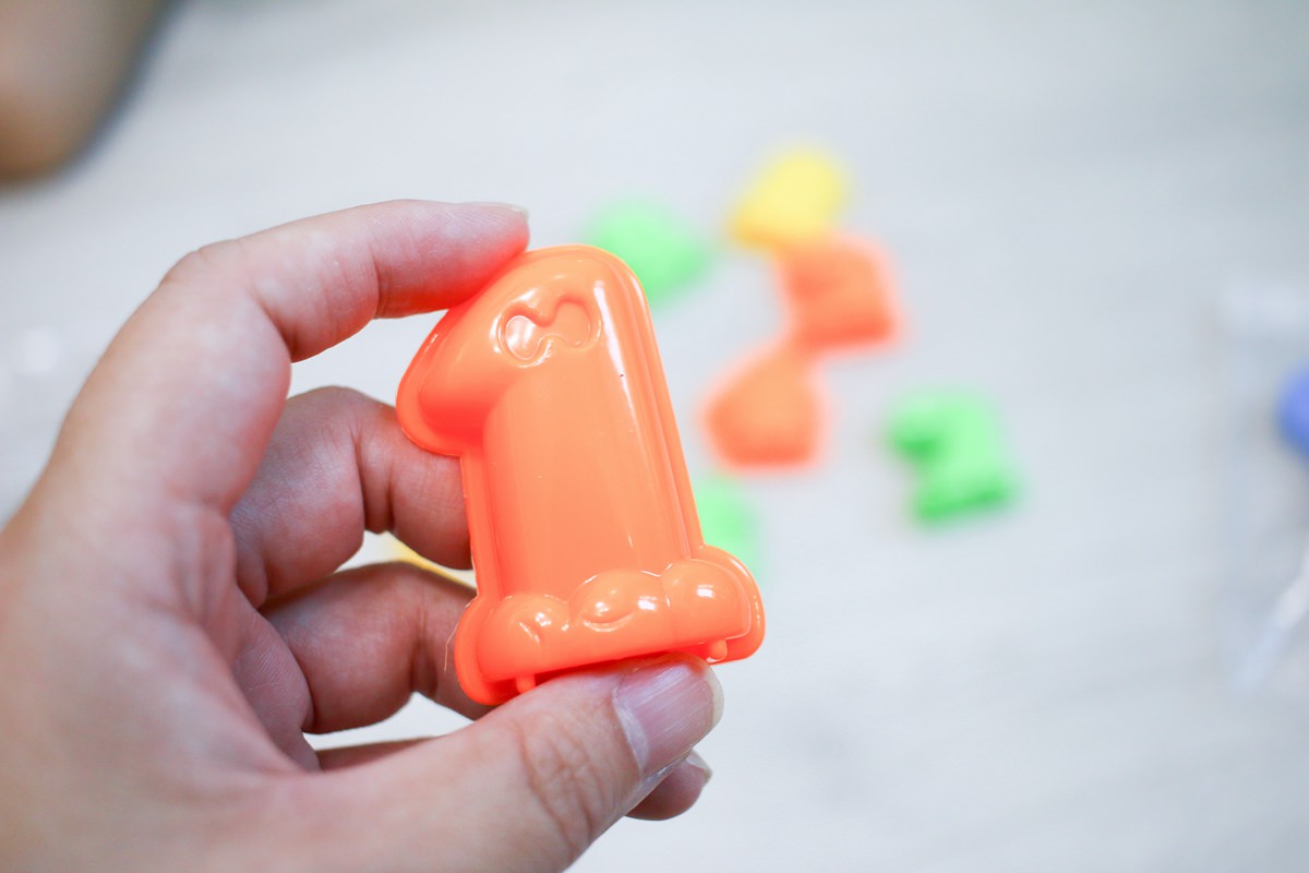 Flower monaco星空沙、黏土畫 讓孩子玩到欲罷不能的黏土遊戲