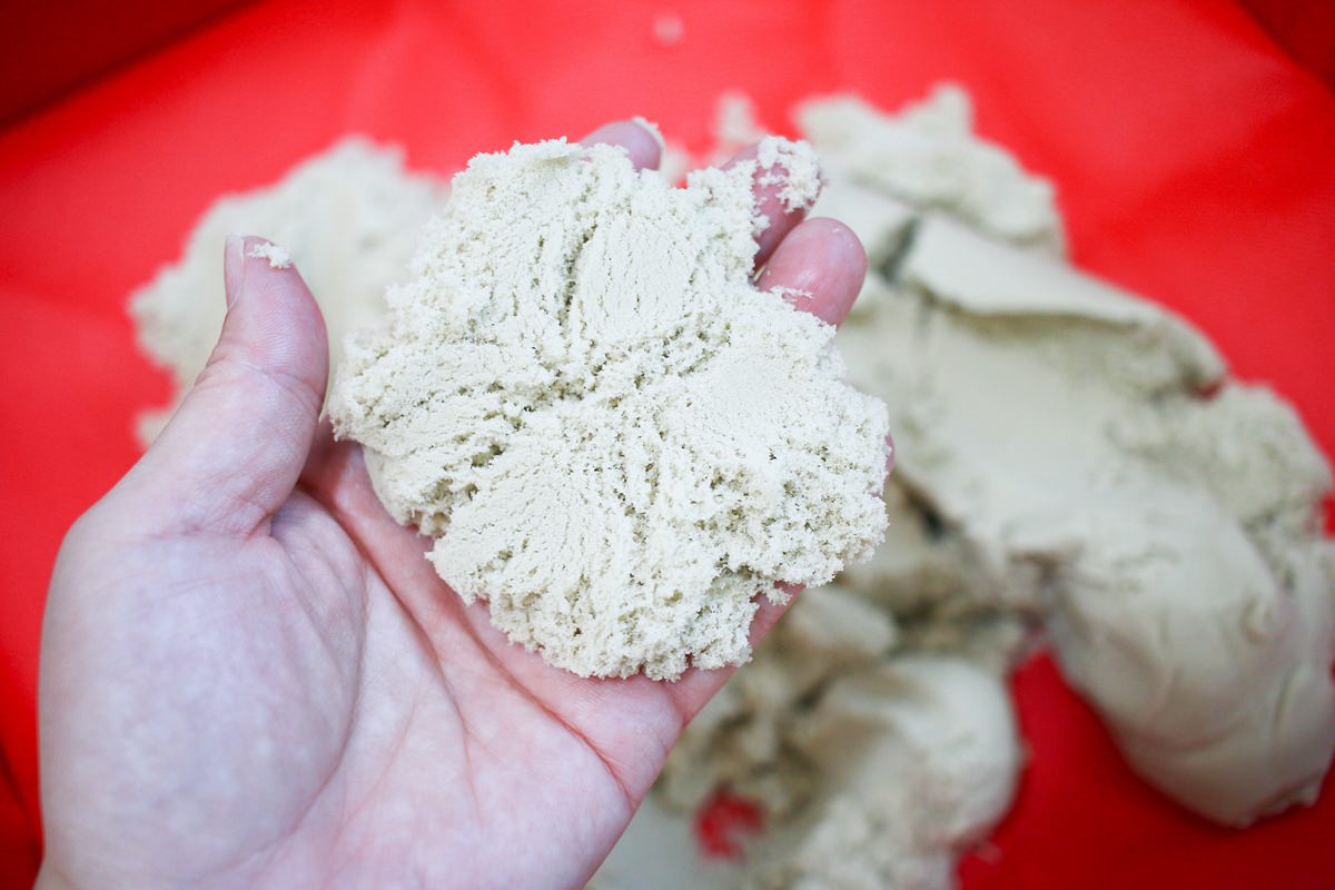 Flower monaco星空沙、黏土畫 讓孩子玩到欲罷不能的黏土遊戲