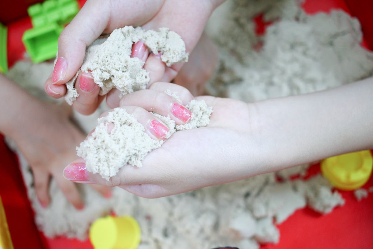 Flower monaco星空沙、黏土畫 讓孩子玩到欲罷不能的黏土遊戲