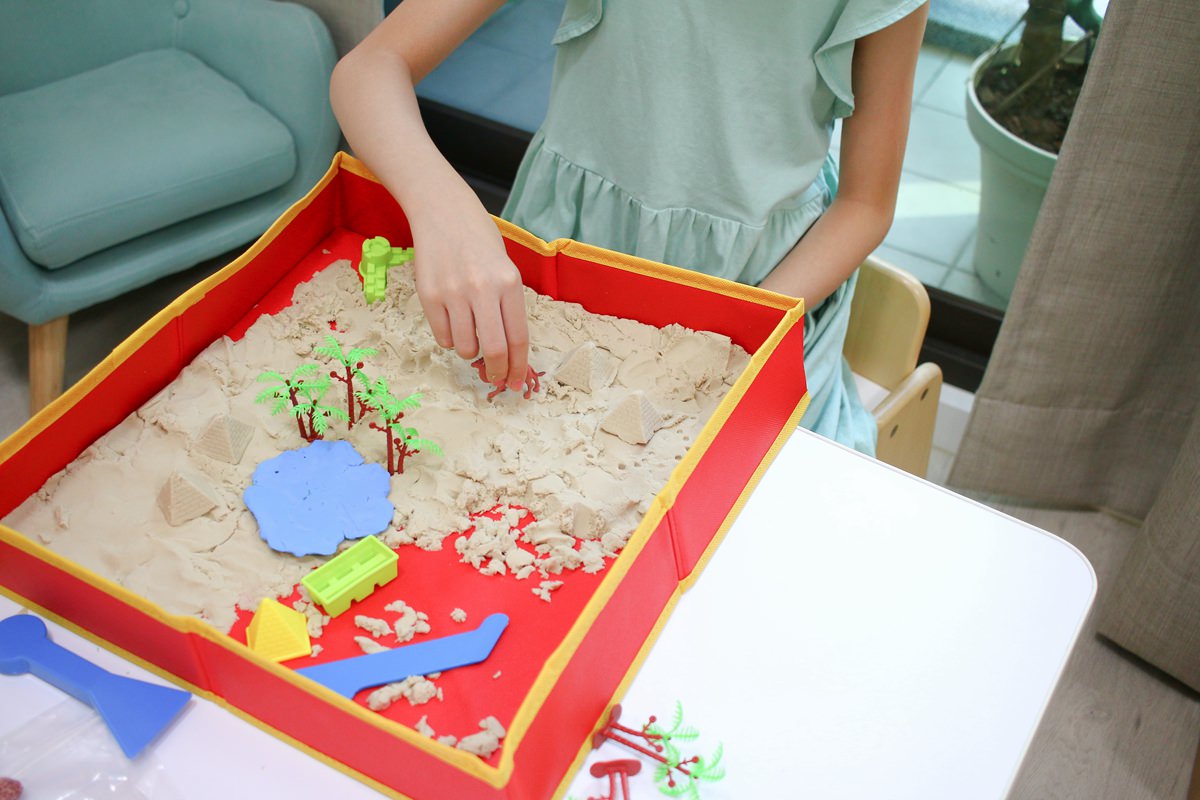 Flower monaco星空沙、黏土畫 讓孩子玩到欲罷不能的黏土遊戲