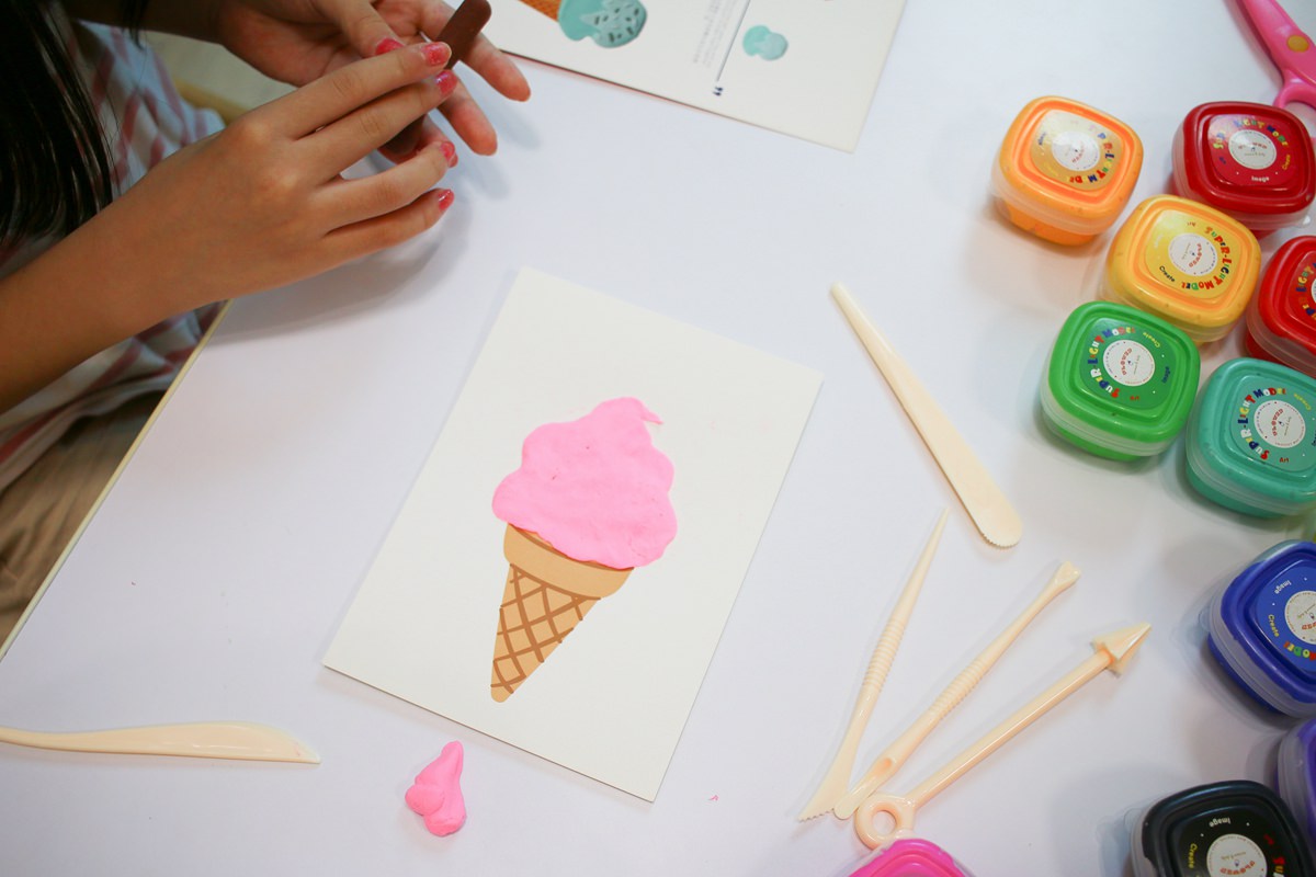 Flower monaco星空沙、黏土畫 讓孩子玩到欲罷不能的黏土遊戲