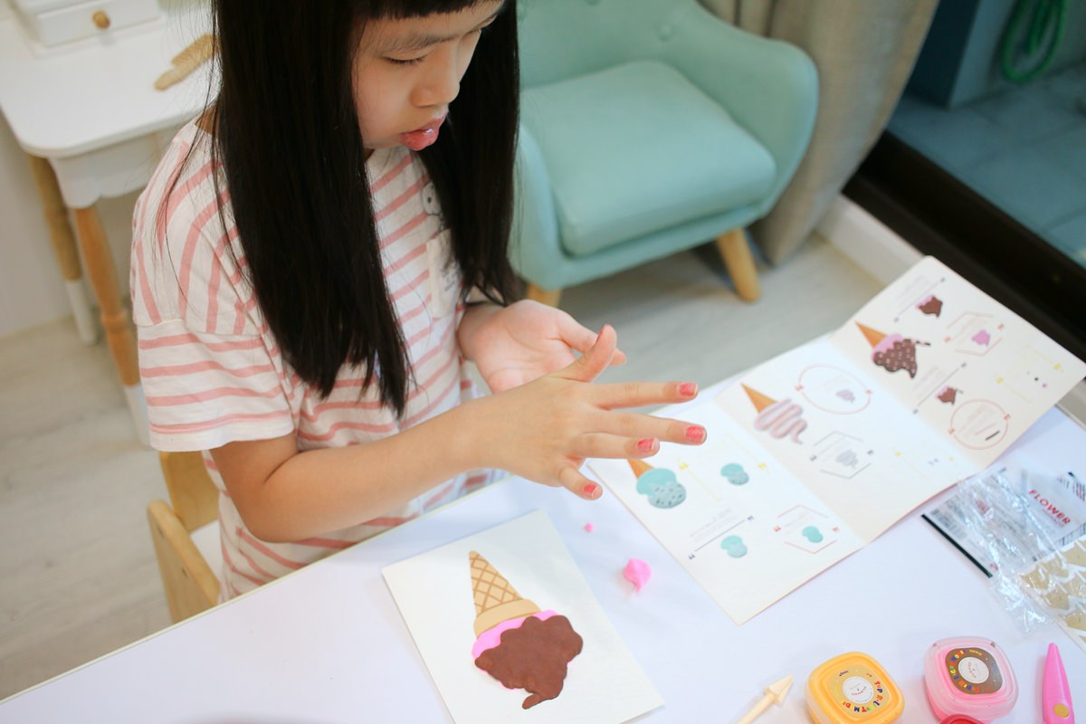 Flower monaco星空沙、黏土畫 讓孩子玩到欲罷不能的黏土遊戲