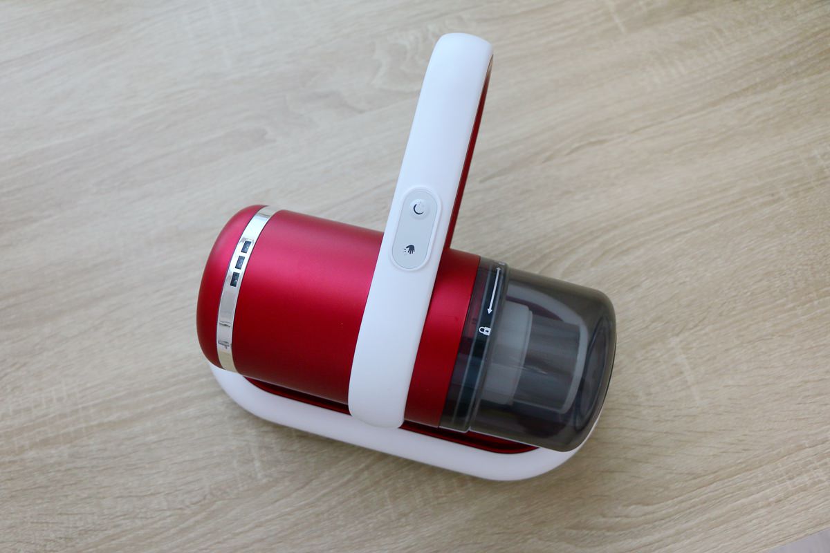 Giaretti義大利 紅膠囊除蟎機 +紫外線殺菌功能、1.4kg輕鬆好拿