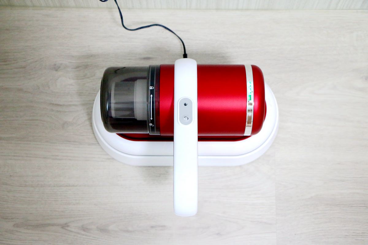 Giaretti義大利 紅膠囊除蟎機 +紫外線殺菌功能、1.4kg輕鬆好拿