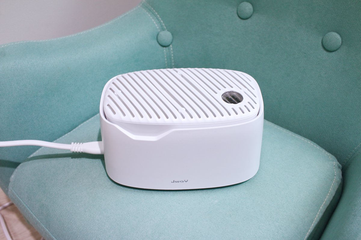 JWAY 綠能無線除濕器  可以重複除溼、環保免耗材