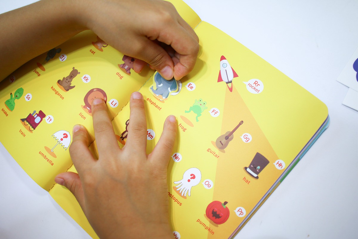 英文兒歌唱學 Kiboomers 讓孩子在遊戲中開心的學英文~KidsRead點讀筆推薦