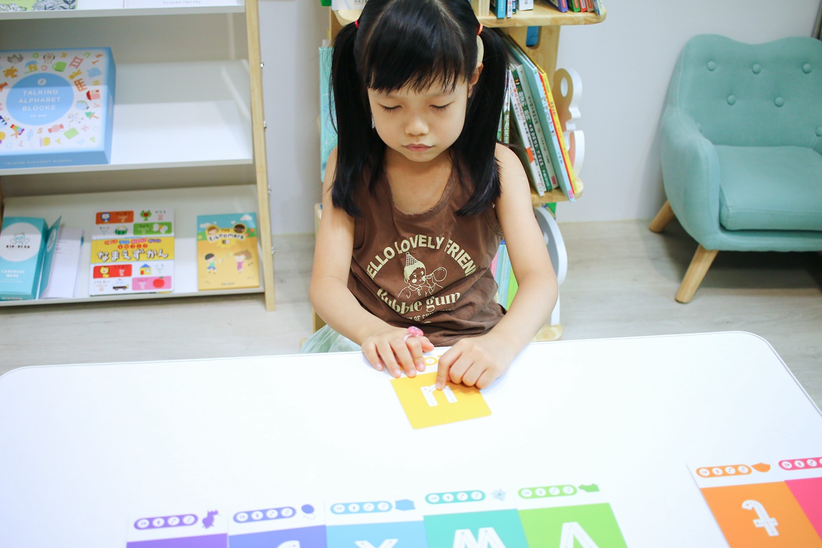 英語自然發音|遊戲字卡 學習英文的重要基本功 KidsRead 點讀筆推薦