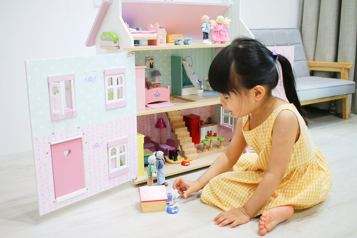 LE TOY VAN夢幻娃娃屋，超美~~滿足每個女孩兒的扮演夢、公主夢