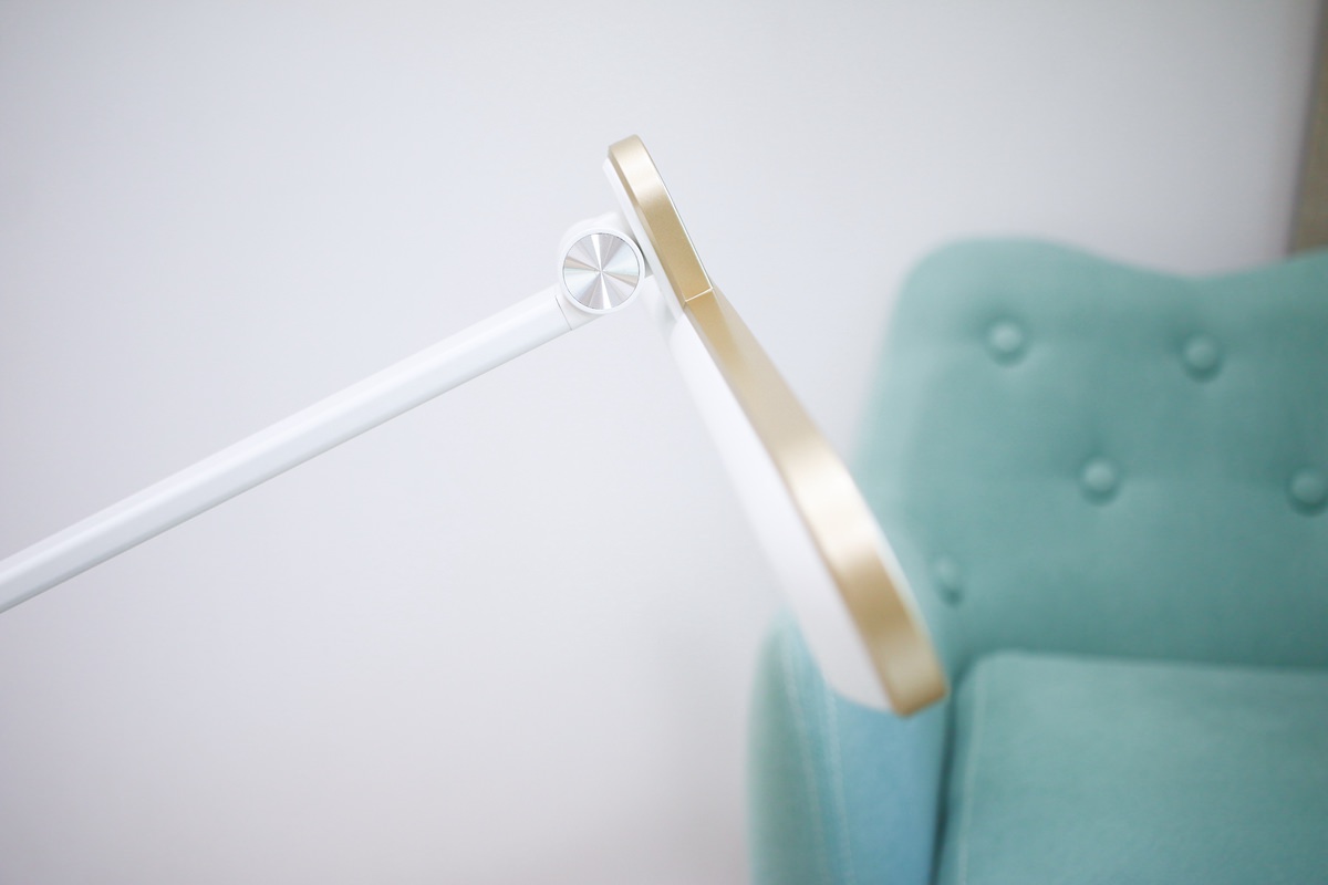 【團購。12/17開團】MAGIC護眼檯燈MA358W   專業好用、入座感應和自動亮度功能好方便