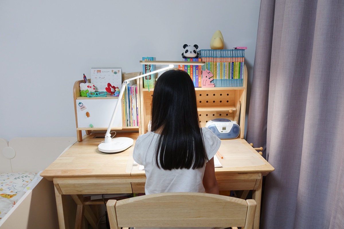 【團購。12/17開團】MAGIC護眼檯燈MA358W   專業好用、入座感應和自動亮度功能好方便