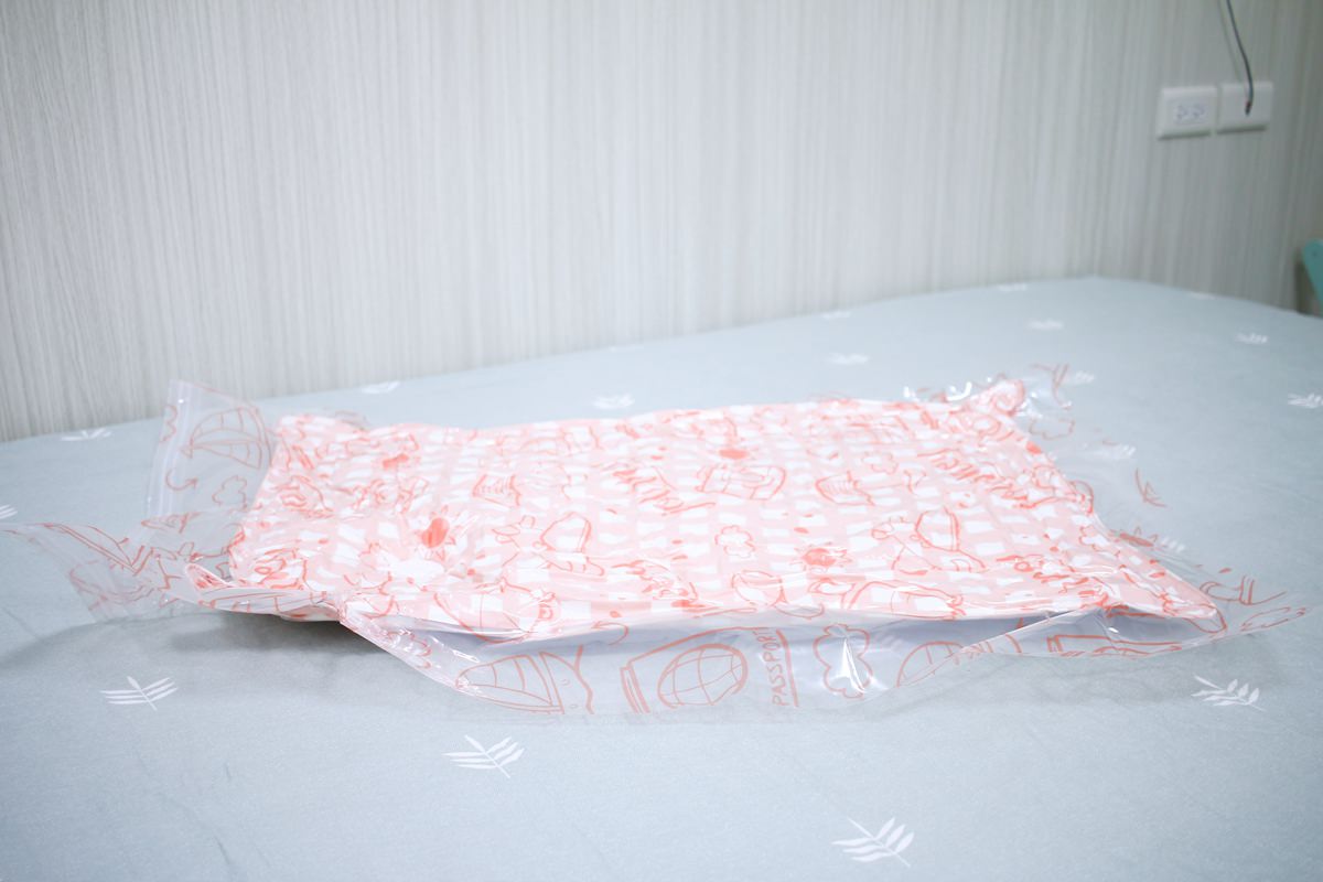 衣服真空壓縮袋推薦(MIDAS 真空平面立體壓縮袋)和夏季好物~和闔樂泰水刀式冷氣清潔劑