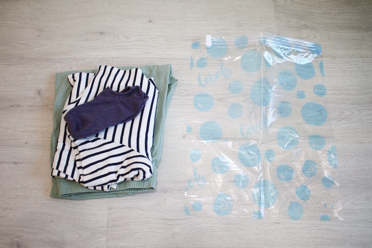 衣服真空壓縮袋推薦(MIDAS 真空平面立體壓縮袋)和夏季好物~和闔樂泰水刀式冷氣清潔劑